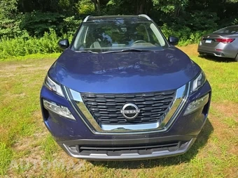 2023 Nissan Rogue SL - miniatura 2