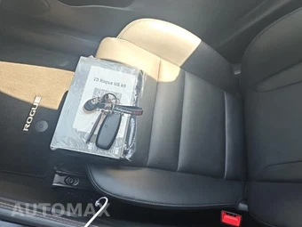 2023 Nissan Rogue SL – miniatura 24