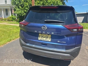 2023 Nissan Rogue SL – miniatura 6