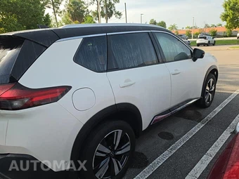 2023 Nissan Rogue SL – miniatura 4