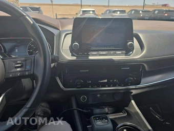 2023 Nissan Rogue SV – miniatura 10