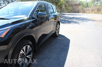2023 Nissan Rogue SV - miniatura 10