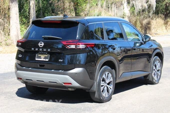 2023 Nissan Rogue SV - miniatura 6