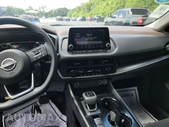 2023 Nissan Rogue SV - miniatura 11