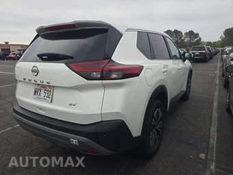 2023 Nissan Rogue SV - miniatura 4