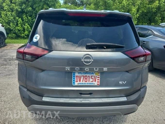 2023 Nissan Rogue SV - miniatura 6