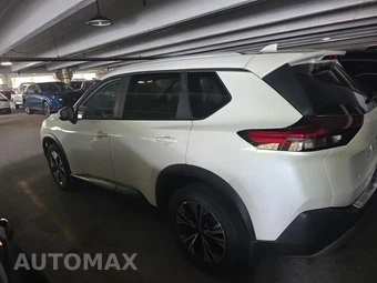 2023 Nissan Rogue SV – miniatura 8