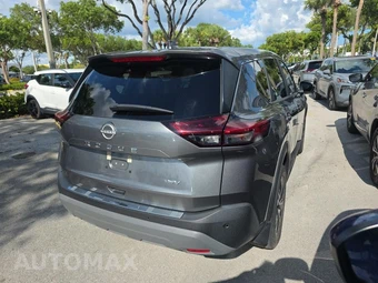 2023 Nissan Rogue SV - miniatura 5