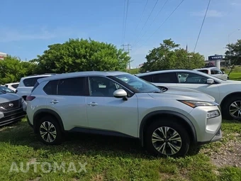 2023 Nissan Rogue SV - miniatura 4
