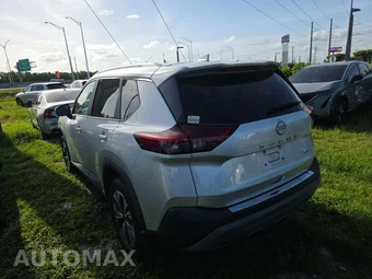2023 Nissan Rogue SV - miniatura 7