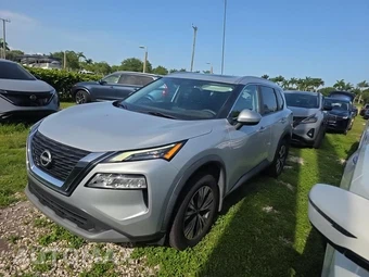 2023 Nissan Rogue SV - miniatura 8