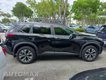 2023 Nissan Rogue SV - miniatura 4