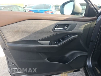 2023 Nissan Rogue SV - miniatura 9