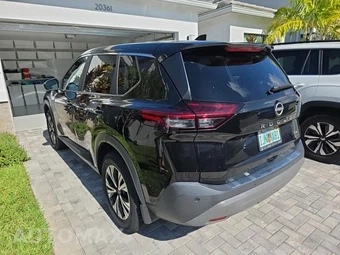 2023 Nissan Rogue SV - miniatura 7