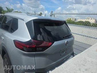 2023 Nissan Rogue SV - miniatura 6