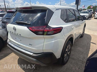 2023 Nissan Rogue SV – miniatura 3