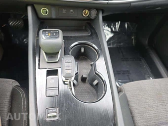 2023 Nissan Rogue SV – miniatura 5