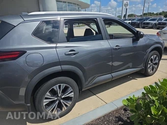 2023 Nissan Rogue SV - miniatura 4