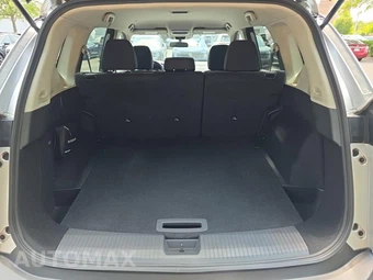 2023 Nissan Rogue SV - miniatura 17