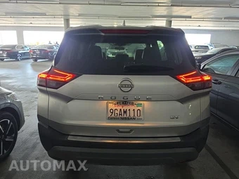 2023 Nissan Rogue SV - miniatura 6