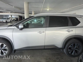 2023 Nissan Rogue SV - miniatura 8