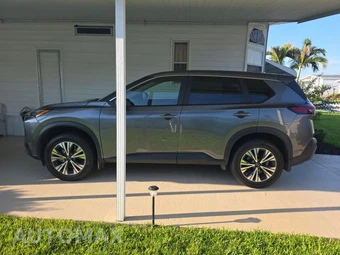 2023 Nissan Rogue SV - miniatura 8