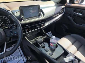 2023 Nissan Rogue SV – miniatura 10