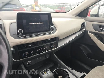 2023 Nissan Rogue SV – miniatura 11