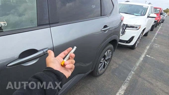 2023 Nissan Rogue SV - miniatura 24