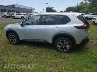 2023 Nissan Rogue SV – miniatura 8