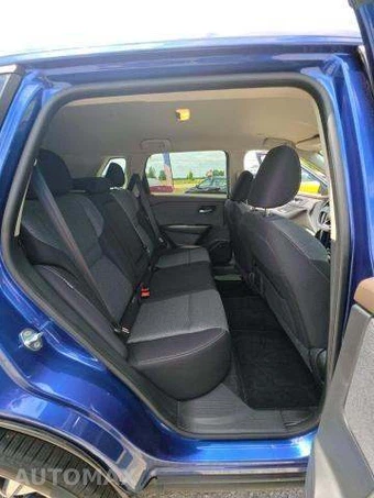 2023 Nissan Rogue SV – miniatura 17