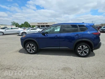 2023 Nissan Rogue SV – miniatura 3