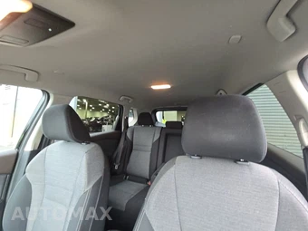 2023 Nissan Rogue SV – miniatura 19