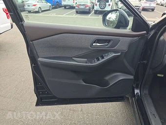 2023 Nissan Rogue SV – miniatura 9