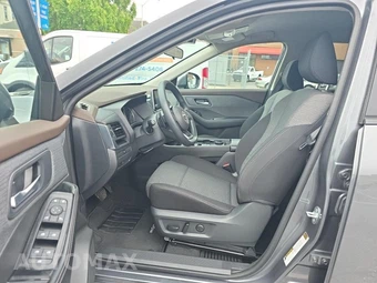 2023 Nissan Rogue SV – miniatura 11