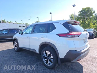 2023 Nissan Rogue SV – miniatura 7