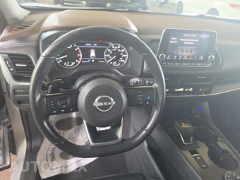 2023 Nissan Rogue SV - miniatura 10