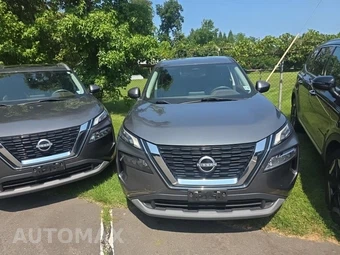 2023 Nissan Rogue SV - miniatura 2