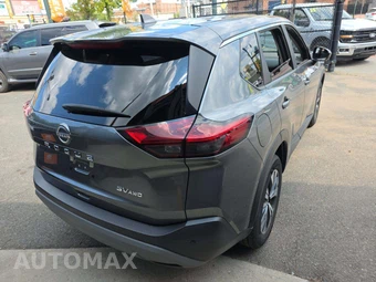 2023 Nissan Rogue SV - miniatura 3