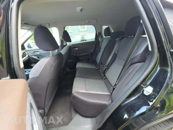 2023 Nissan Rogue SV – miniatura 13