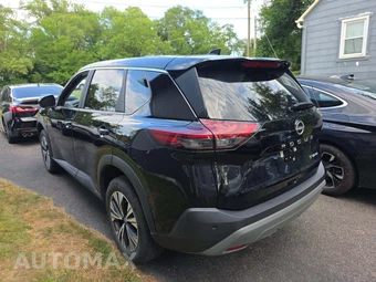 2023 Nissan Rogue SV – miniatura 2