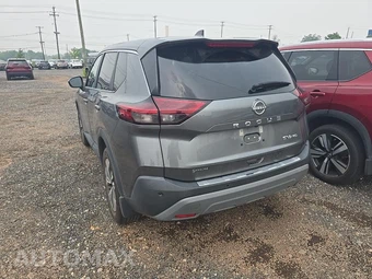 2023 Nissan Rogue SV – miniatura 7