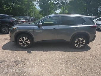 2023 Nissan Rogue SV - miniatura 8