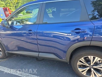2023 Nissan Rogue SV - miniatura 8