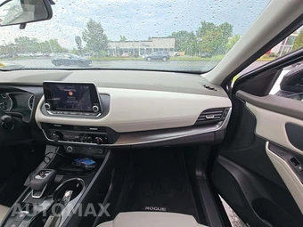 2023 Nissan Rogue SV - miniatura 19