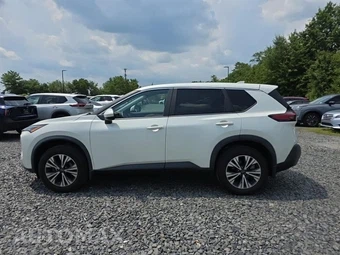 2023 Nissan Rogue SV - miniatura 8