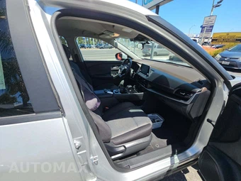 2023 Nissan Rogue SV - miniatura 18