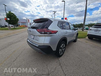 2023 Nissan Rogue SV - miniatura 3