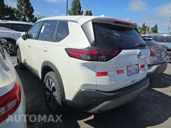 2023 Nissan Rogue SV - miniatura 4