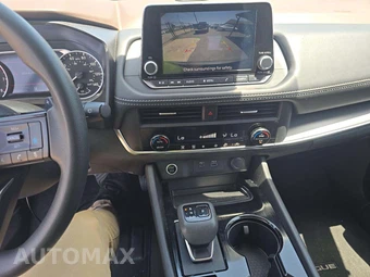 2023 Nissan Rogue SV – miniatura 10